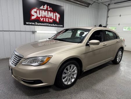 2013 Chrysler 200 Touring