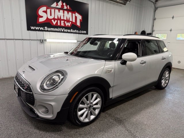 2020 MINI Clubman Signature