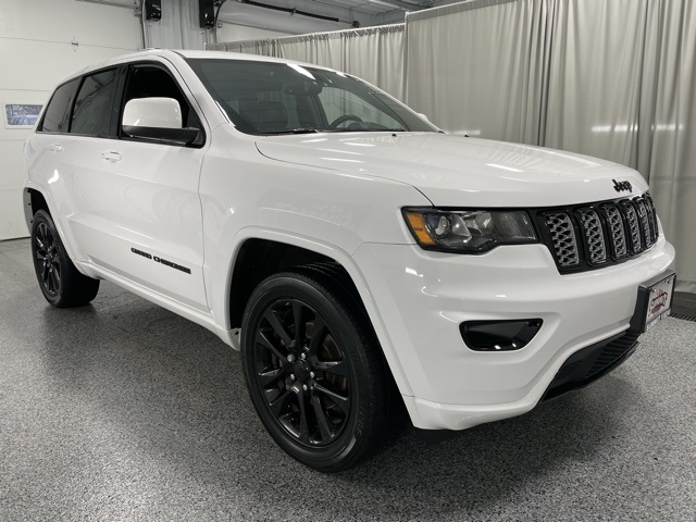 Sold 2018 Jeep Grand Cherokee Altitude in Spencerport