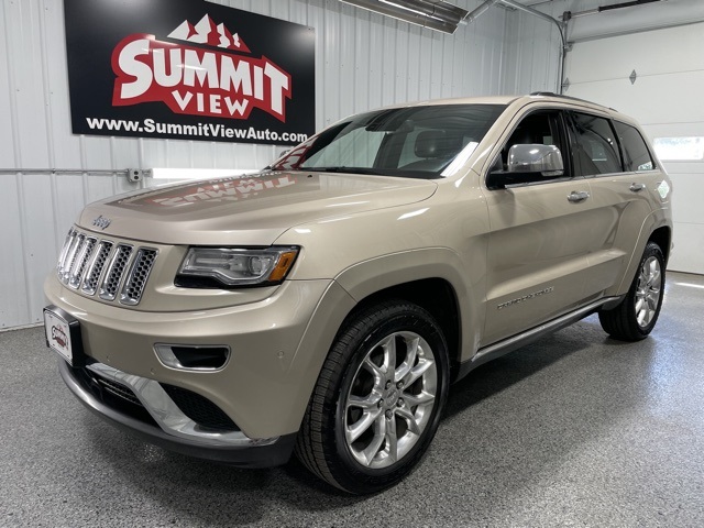 Sold 2014 Jeep Grand Cherokee Summit in Spencerport