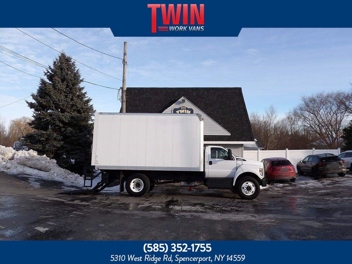 2017 Ford Super Duty F-650 16' Box Truck w/Liftgate