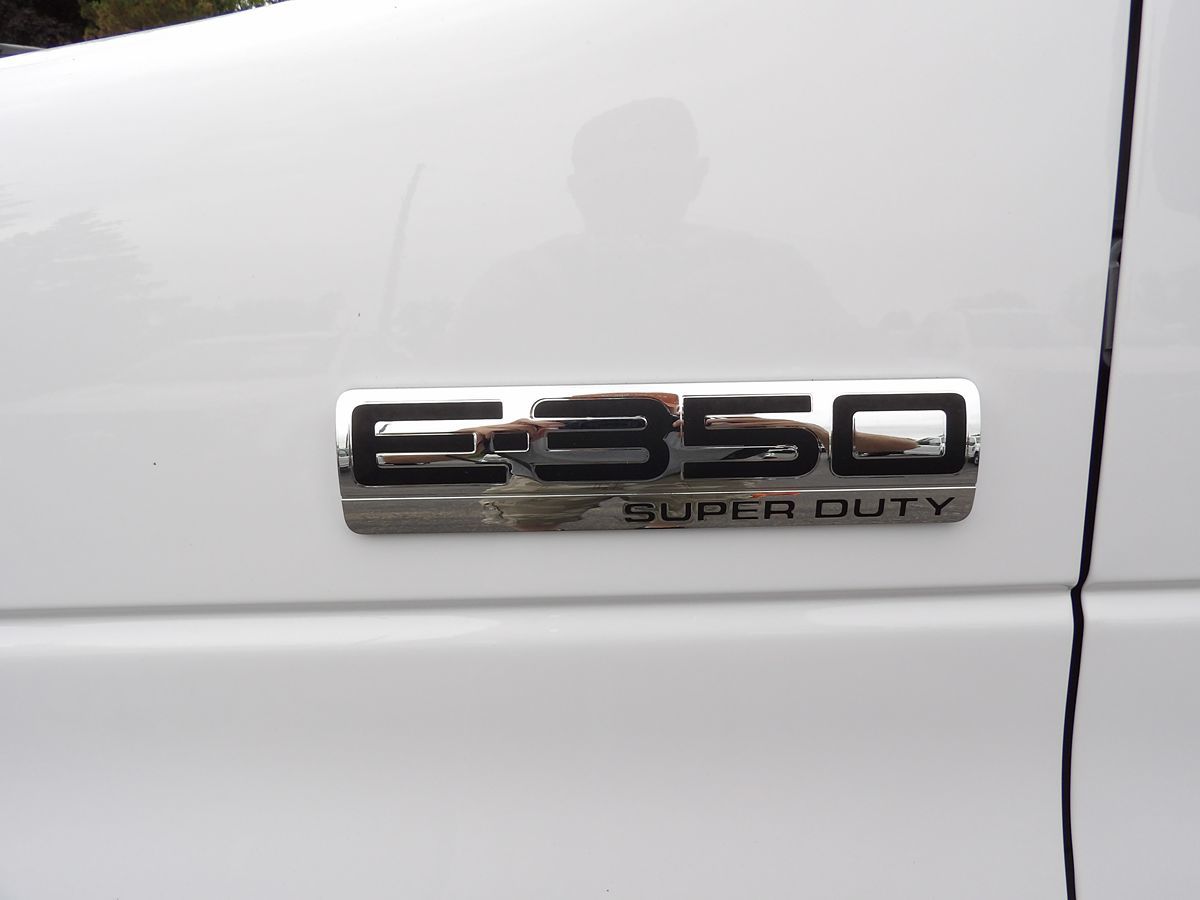 2021 Ford E-Series Cutaway Base - Photo 6
