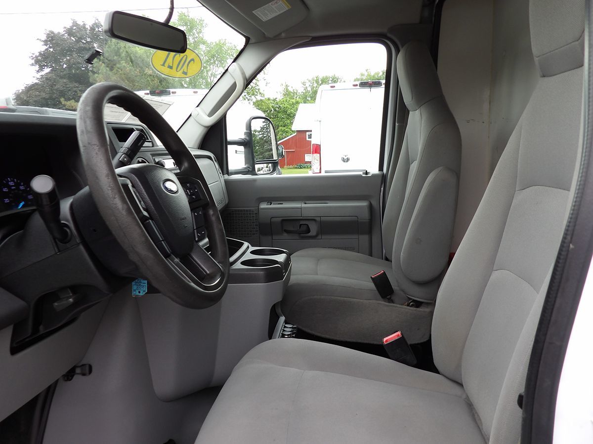 2021 Ford E-Series Cutaway Base - Photo 23
