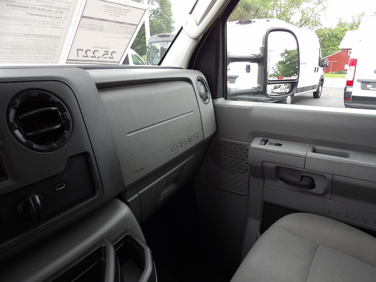 2021 Ford E-Series Cutaway Base - Photo 30