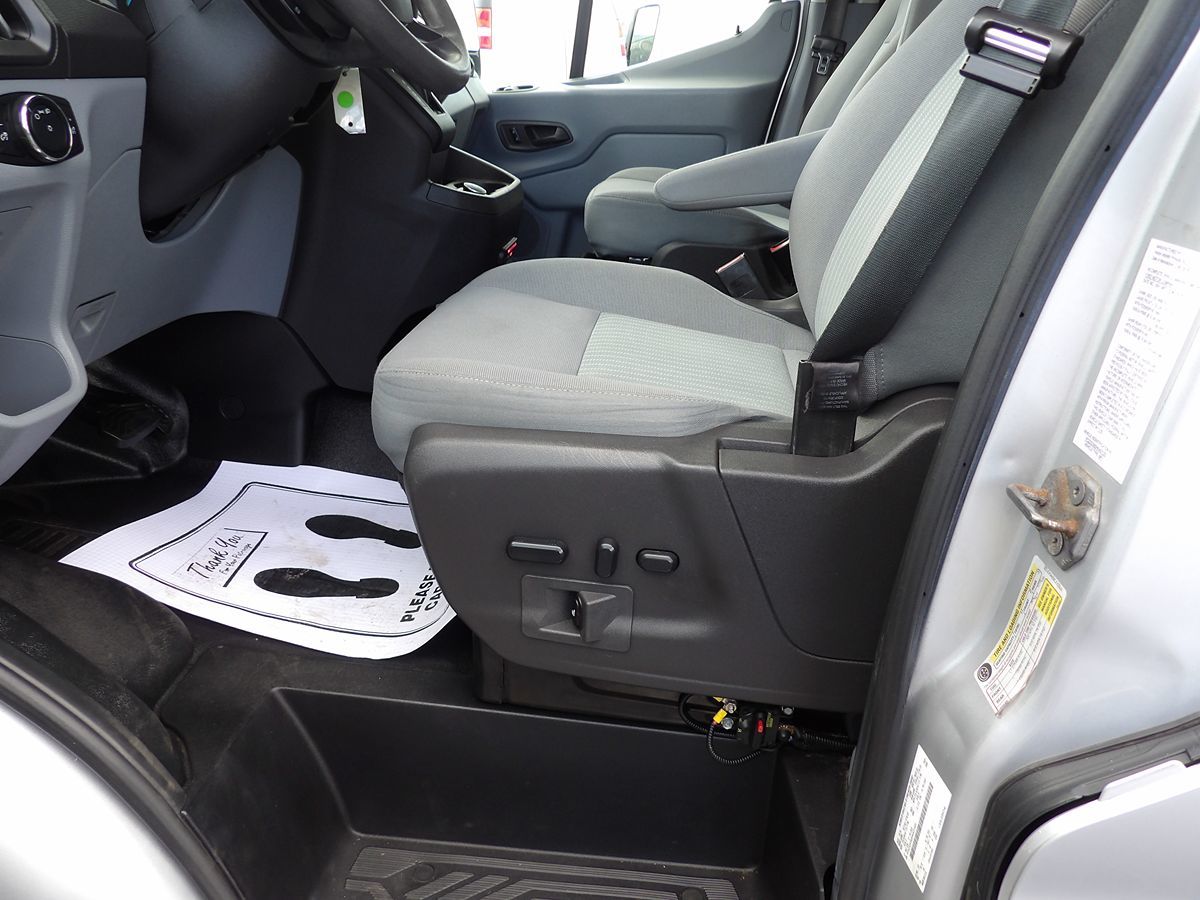 2017 Ford Transit Wagon XL - Photo 22