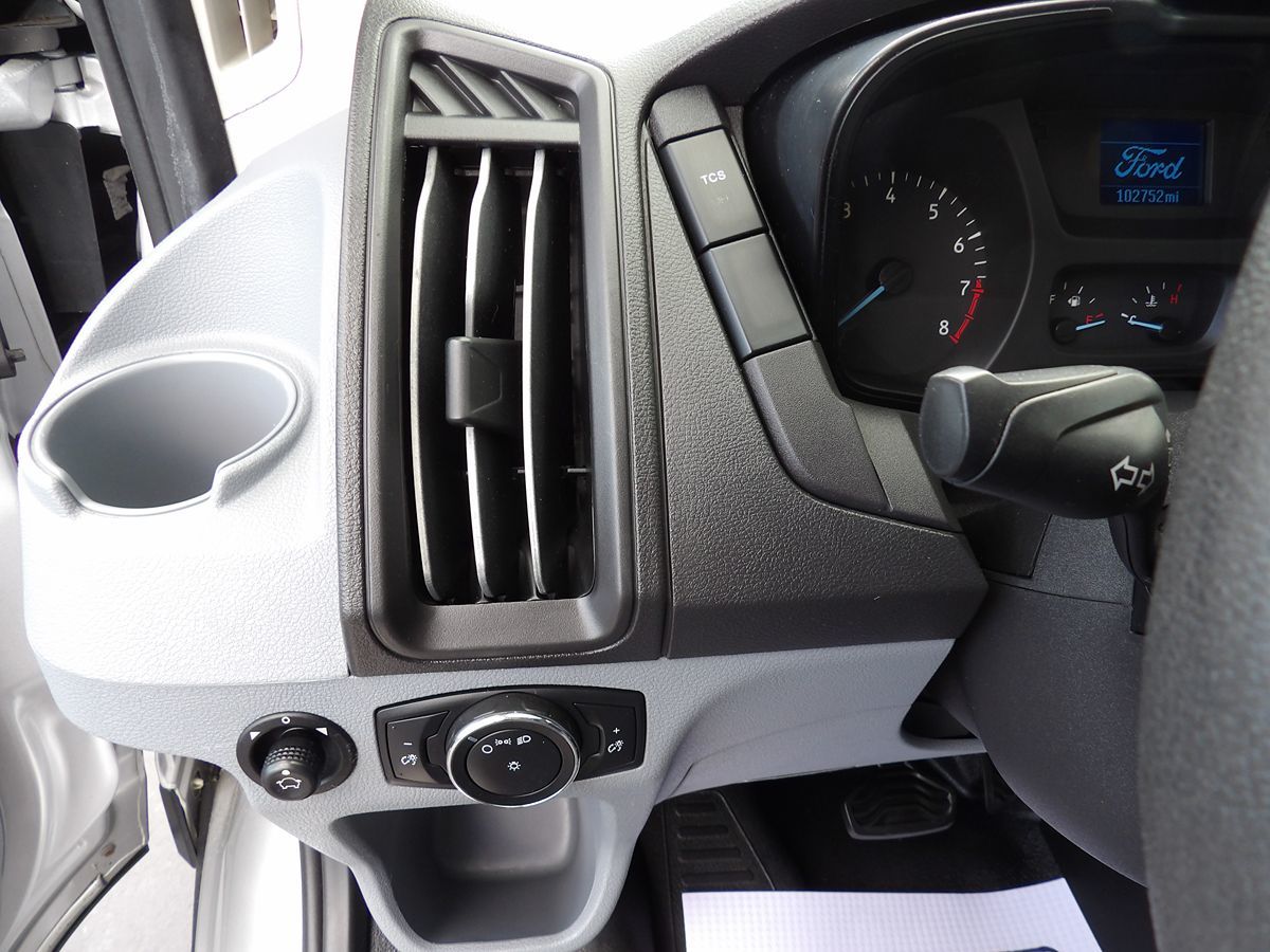 2017 Ford Transit Wagon XL - Photo 25