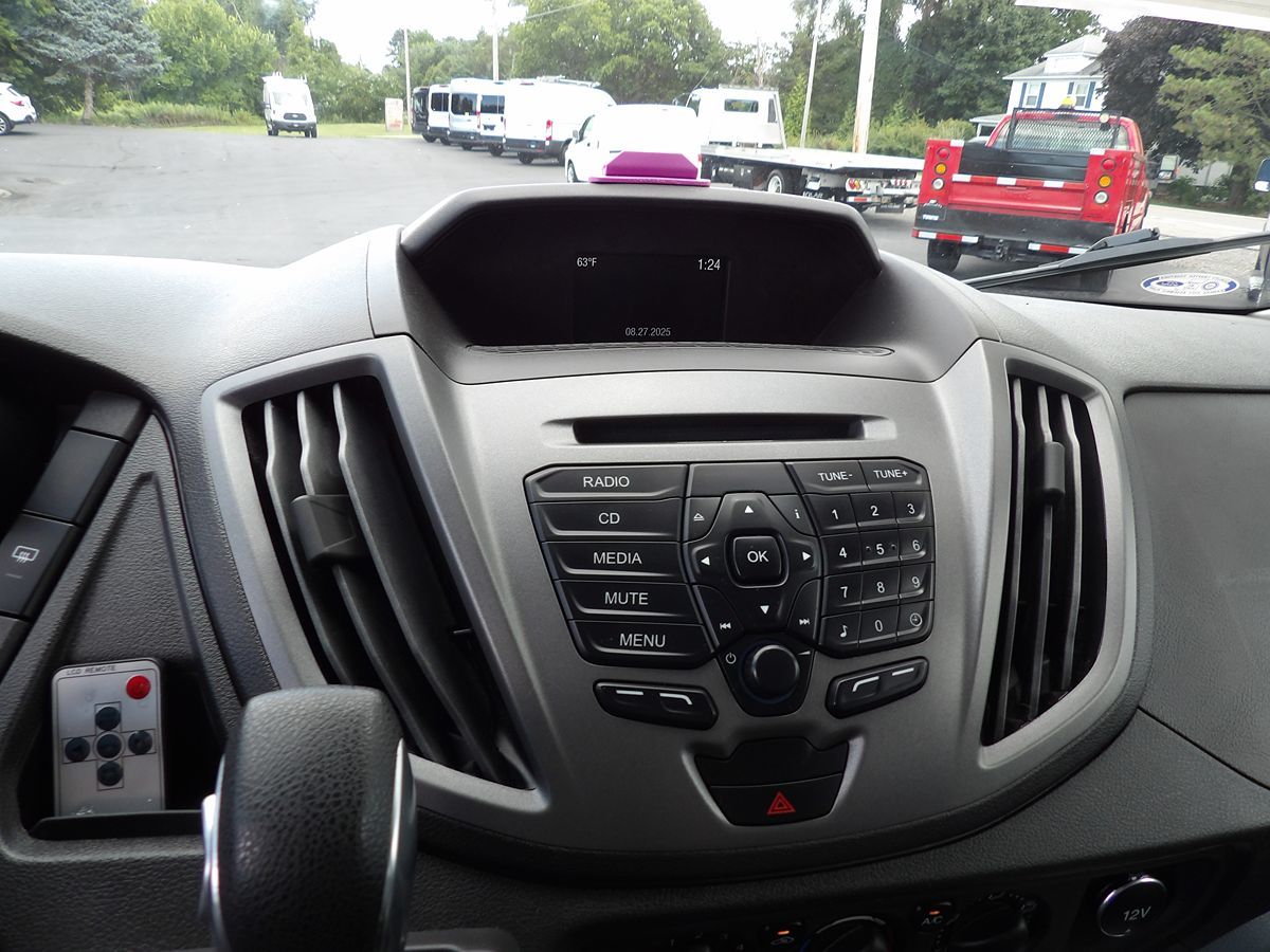 2017 Ford Transit Wagon XL - Photo 26