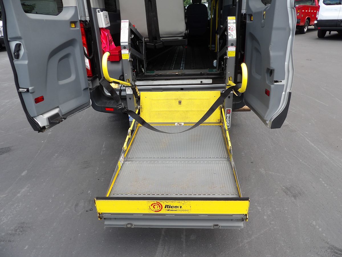 2017 Ford Transit Wagon XL - Photo 36