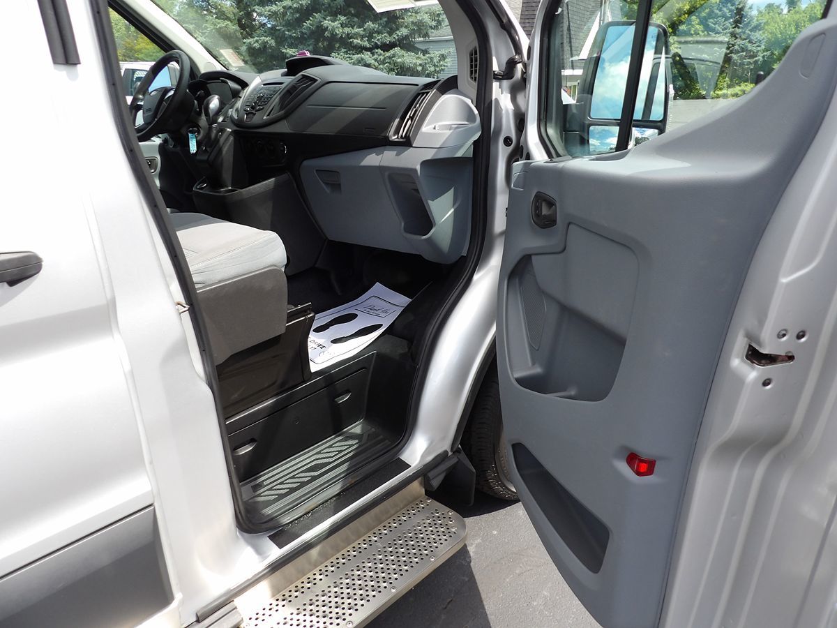 2017 Ford Transit Wagon XL - Photo 41
