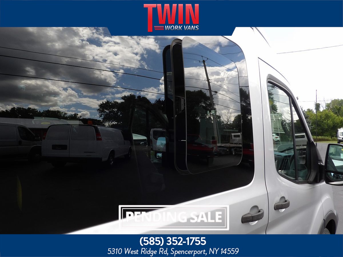 2017 Ford Transit Wagon XL - Photo 12