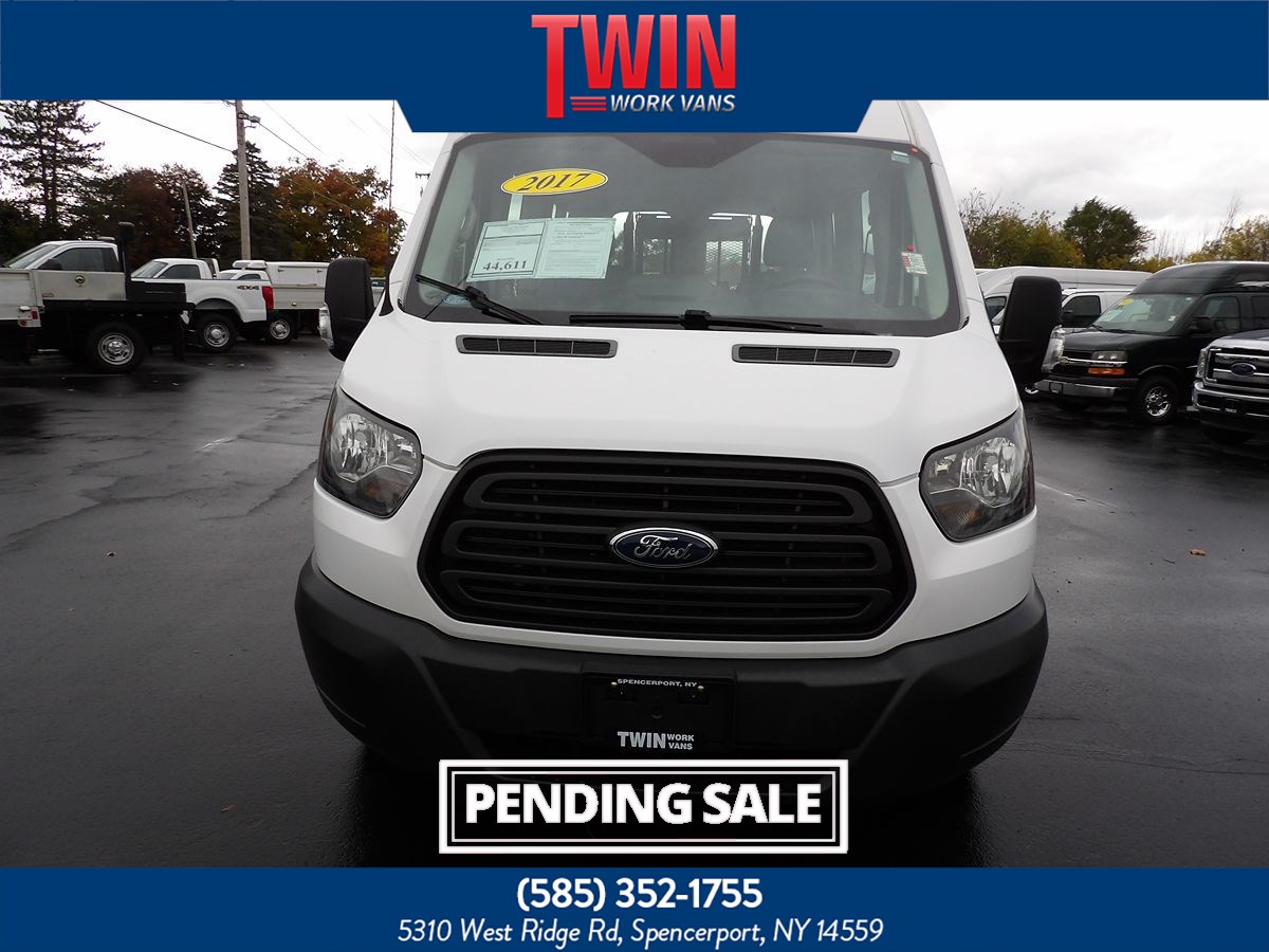 2017 Ford Transit Wagon XL - Photo 3