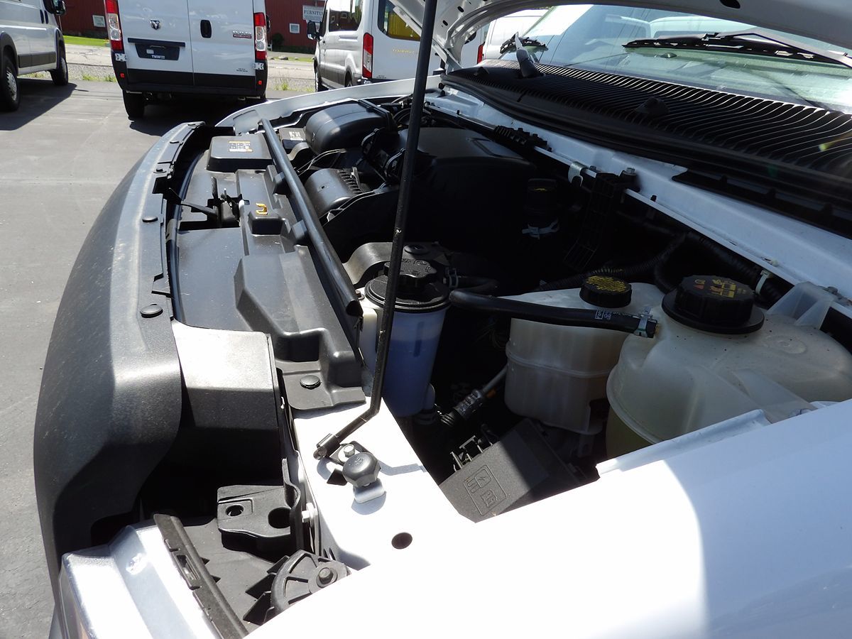 2023 Ford E-Series Cutaway Base - Photo 12