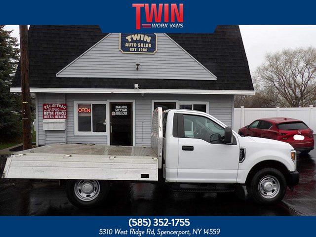 Oxford White 2019 Ford F-250 Super Duty Pickup Truck Automatic