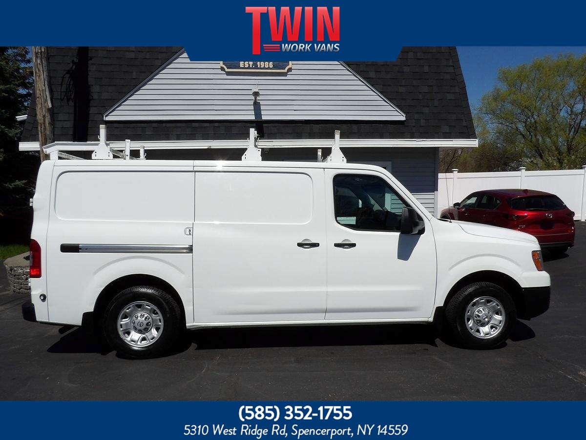 2021 Nissan NV's photo
