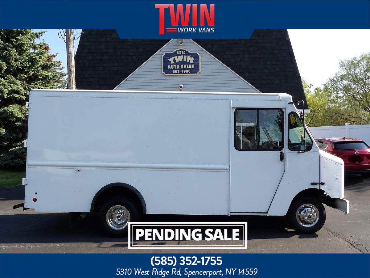 2016 Ford E-350 Step Van 