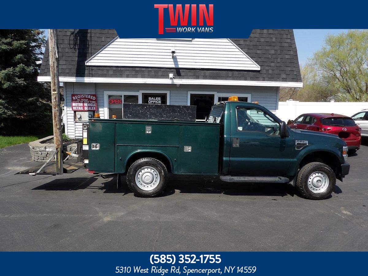 2010 Ford F-250 XL 4x4 Regular Cab 137 in's photo