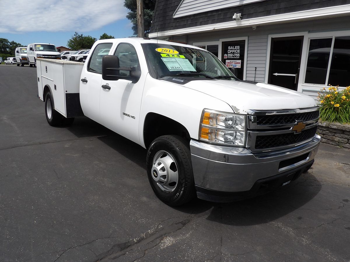2013 Chevrolet Silverado 3500HD Work Truck - Photo 4