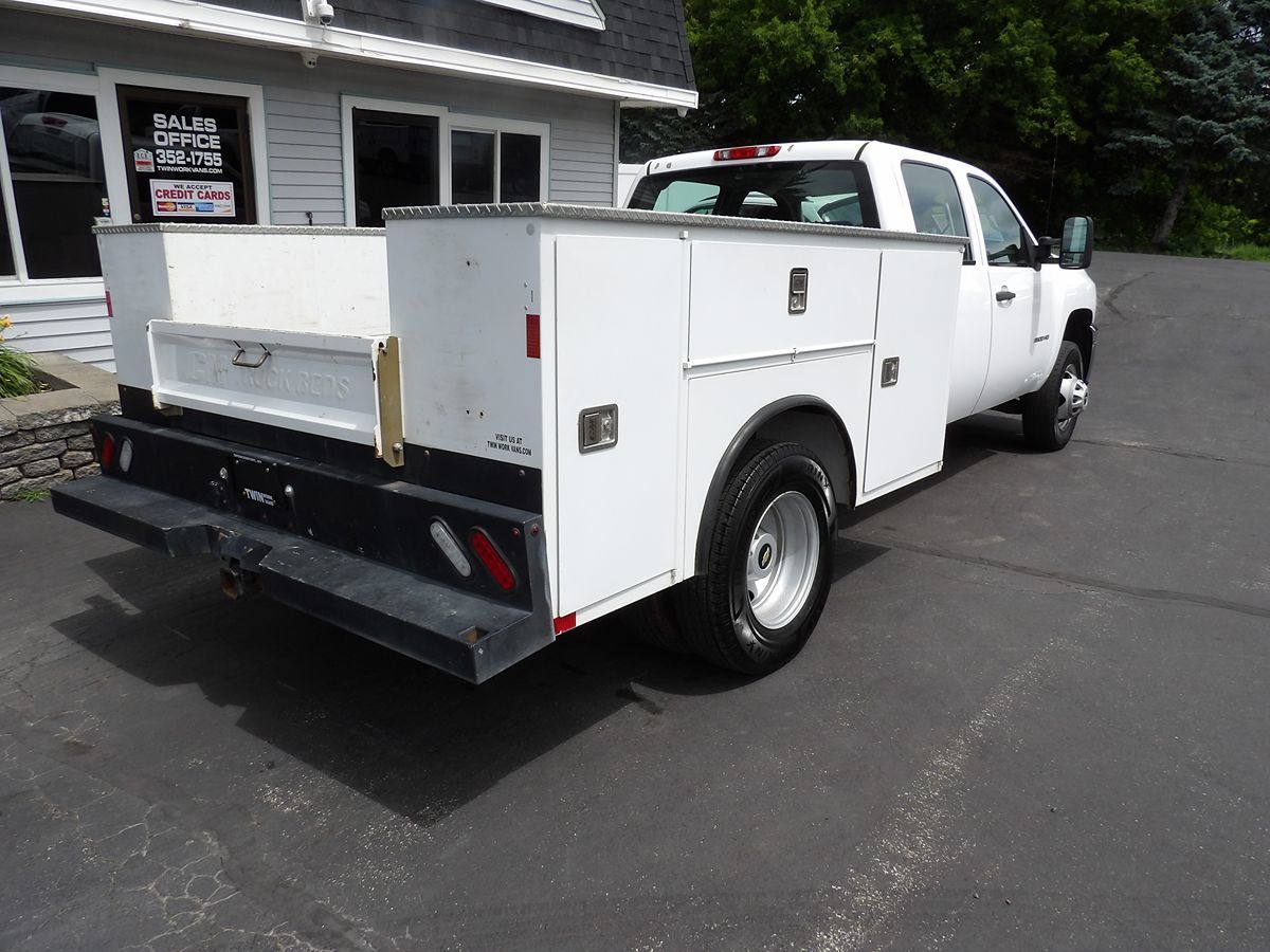 2013 Chevrolet Silverado 3500HD Work Truck - Photo 9