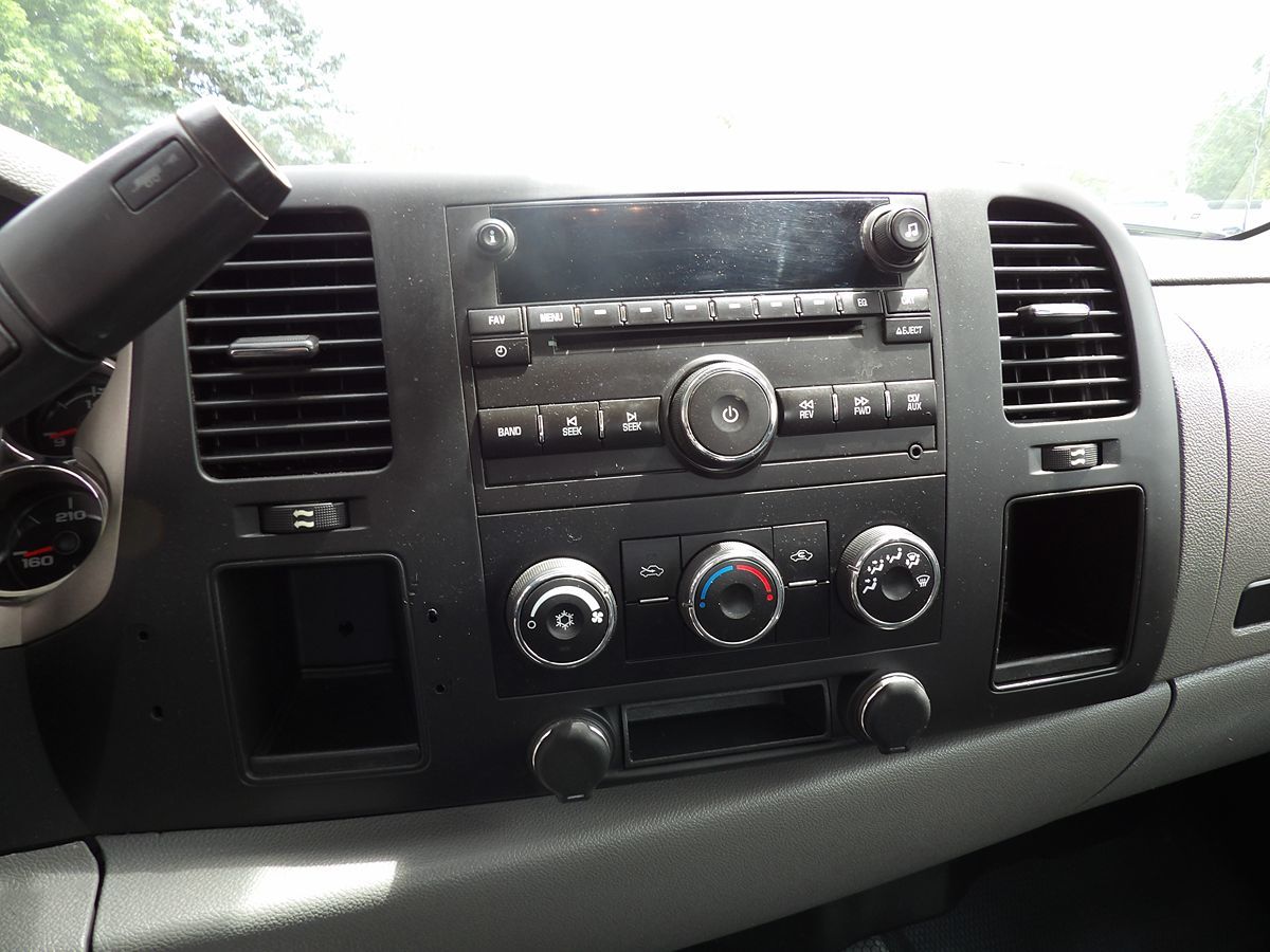 2013 Chevrolet Silverado 3500HD Work Truck - Photo 18