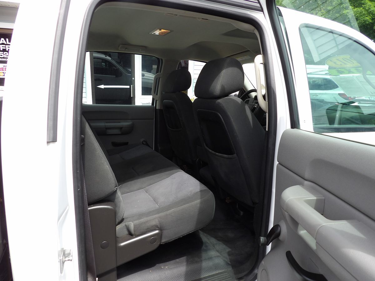 2013 Chevrolet Silverado 3500HD Work Truck - Photo 22