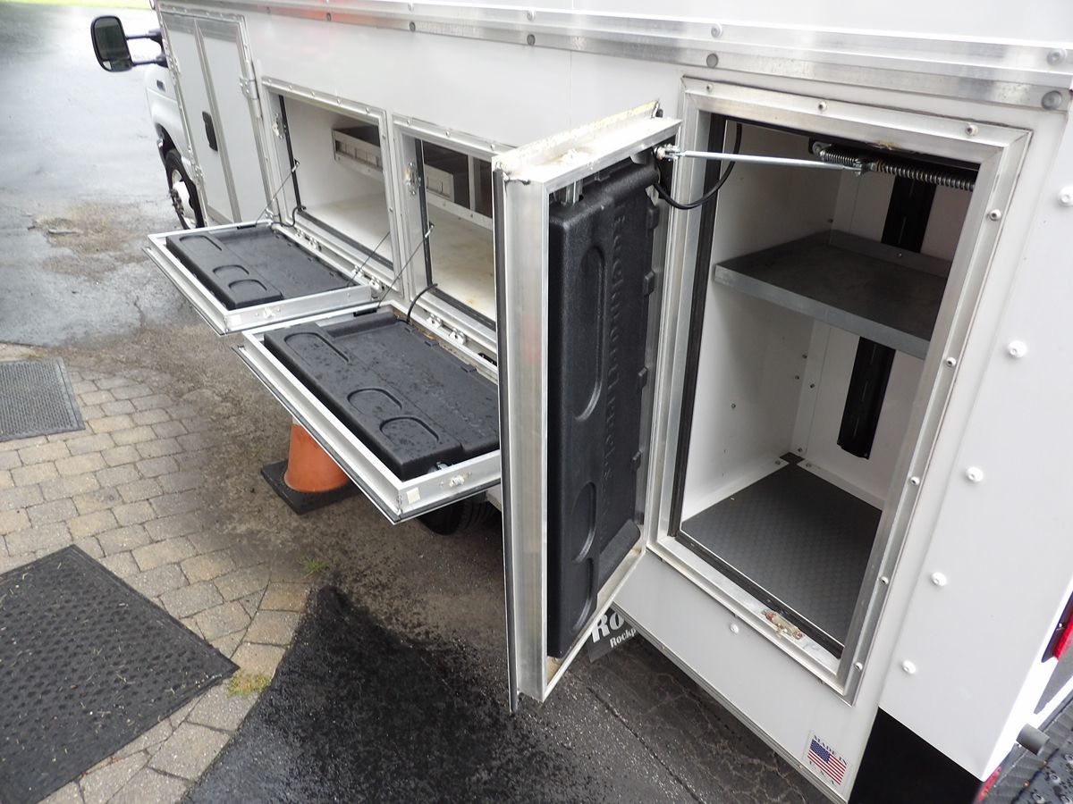 2025 Ford E-Series Cutaway Base - Photo 24