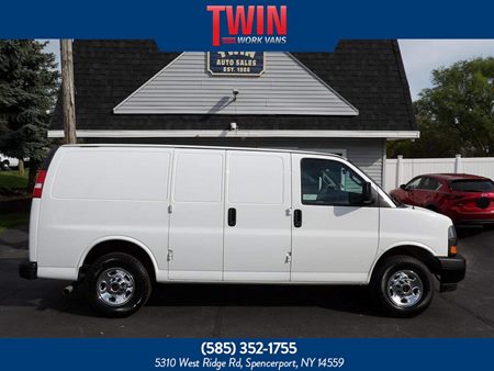 2023 GMC Savana 2500 Cargo Van
