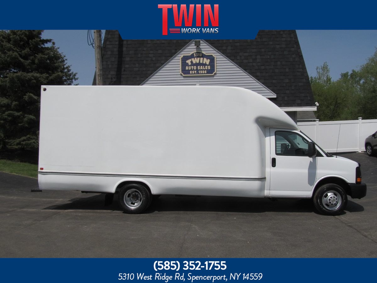 2015 Chevrolet Express 3500 Commercial Cutaway 