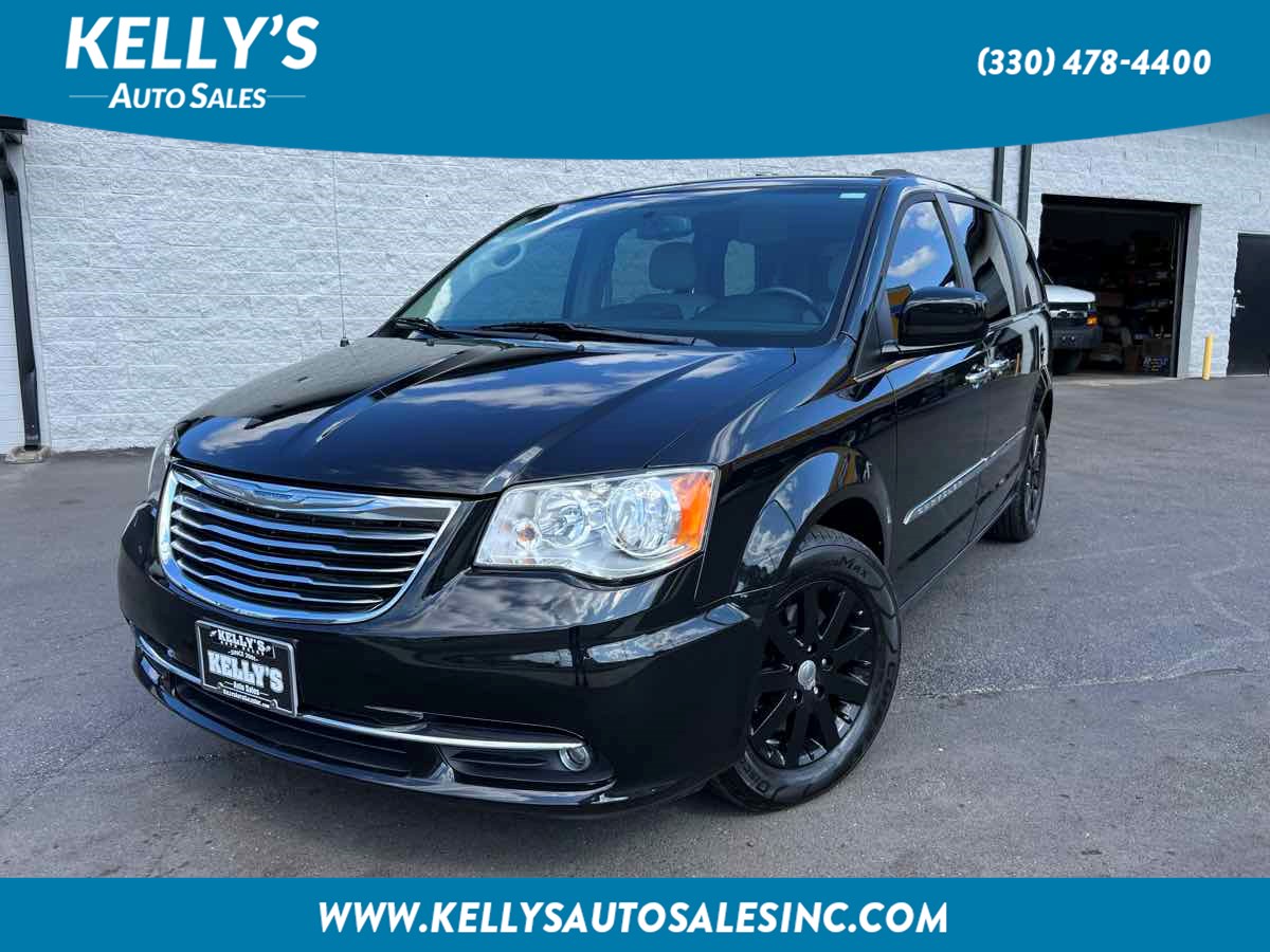 2016 Chrysler Town & Country Touring