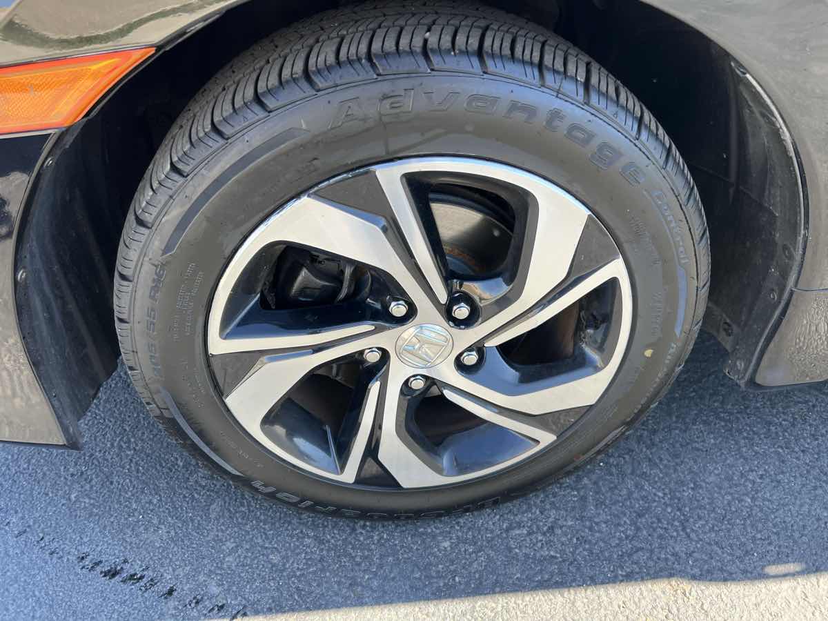 小四喜ページ Sold 2018 Honda Civic Sedan LX in Canton