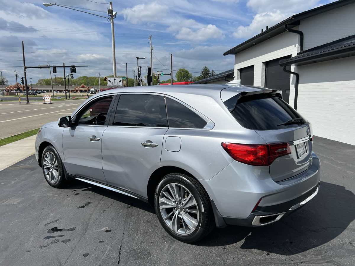 2017 Acura MDX SH-AWD Technology photo 3