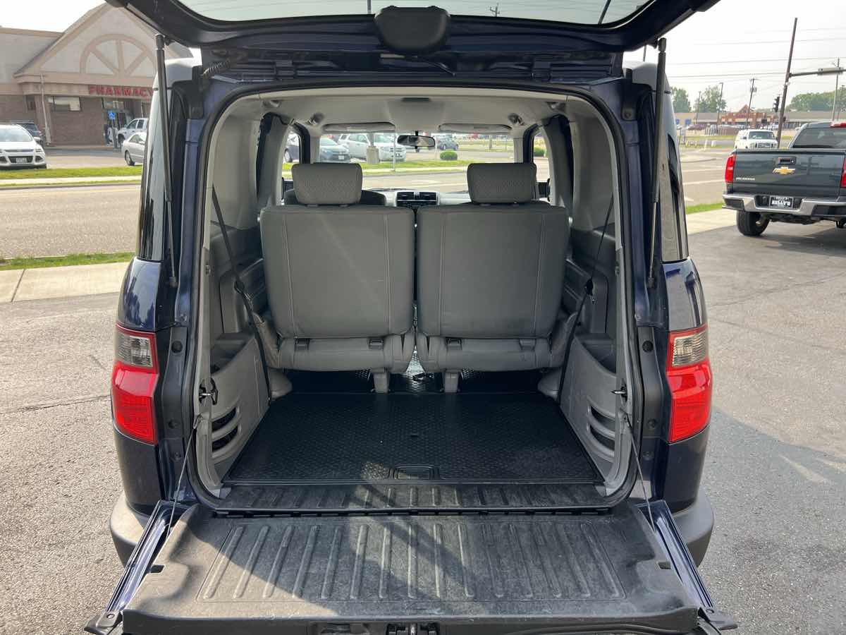 2010 Honda Element LX photo 15