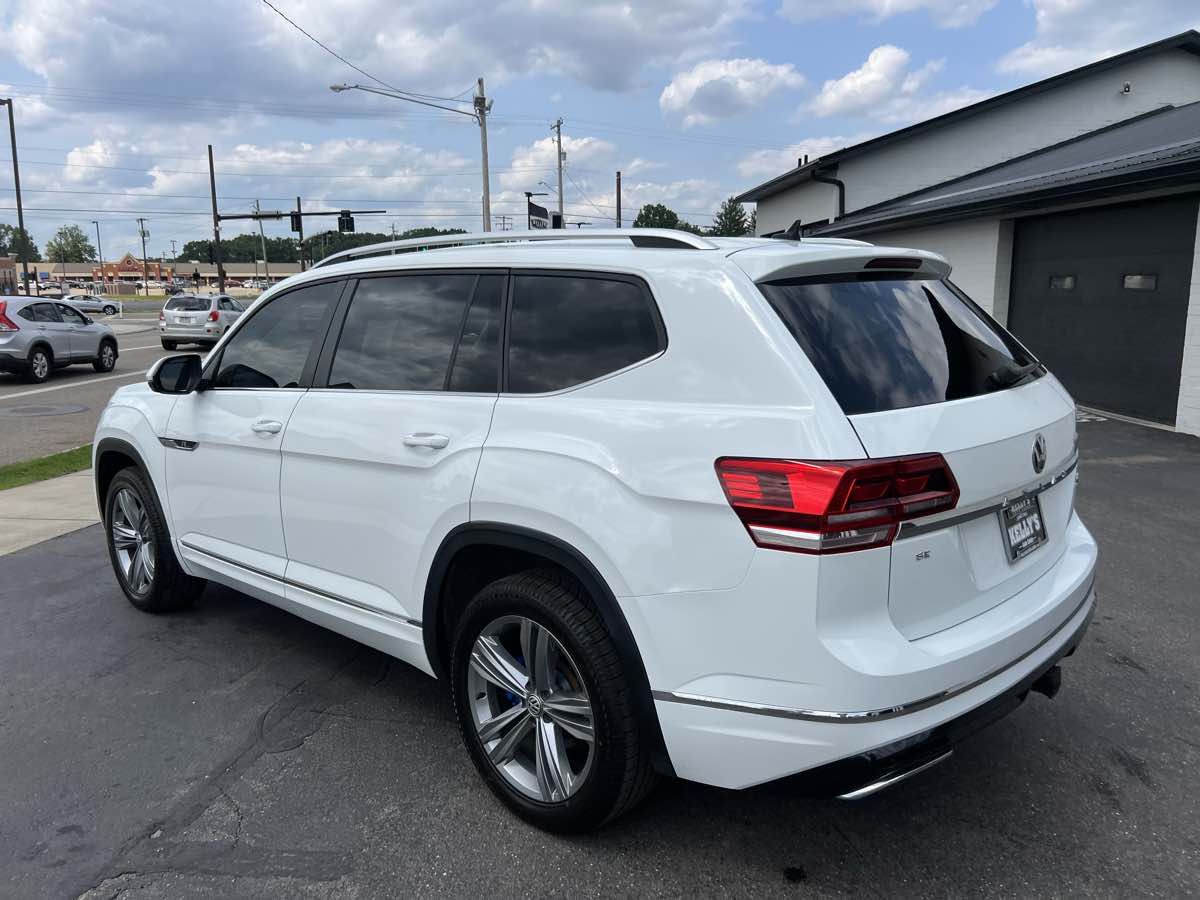 2018 Volkswagen Atlas V6 SE Technology R-Line photo 3