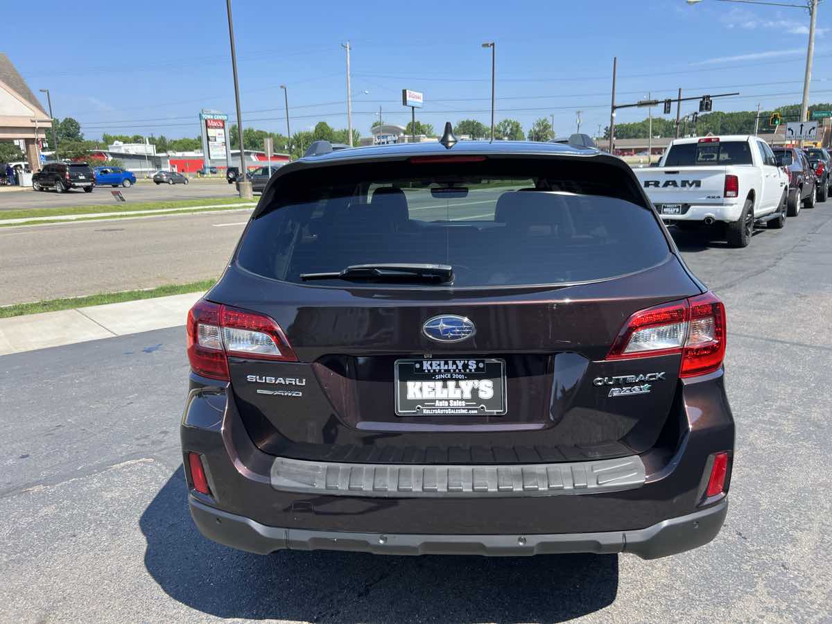 2017 Subaru Outback Touring photo 4