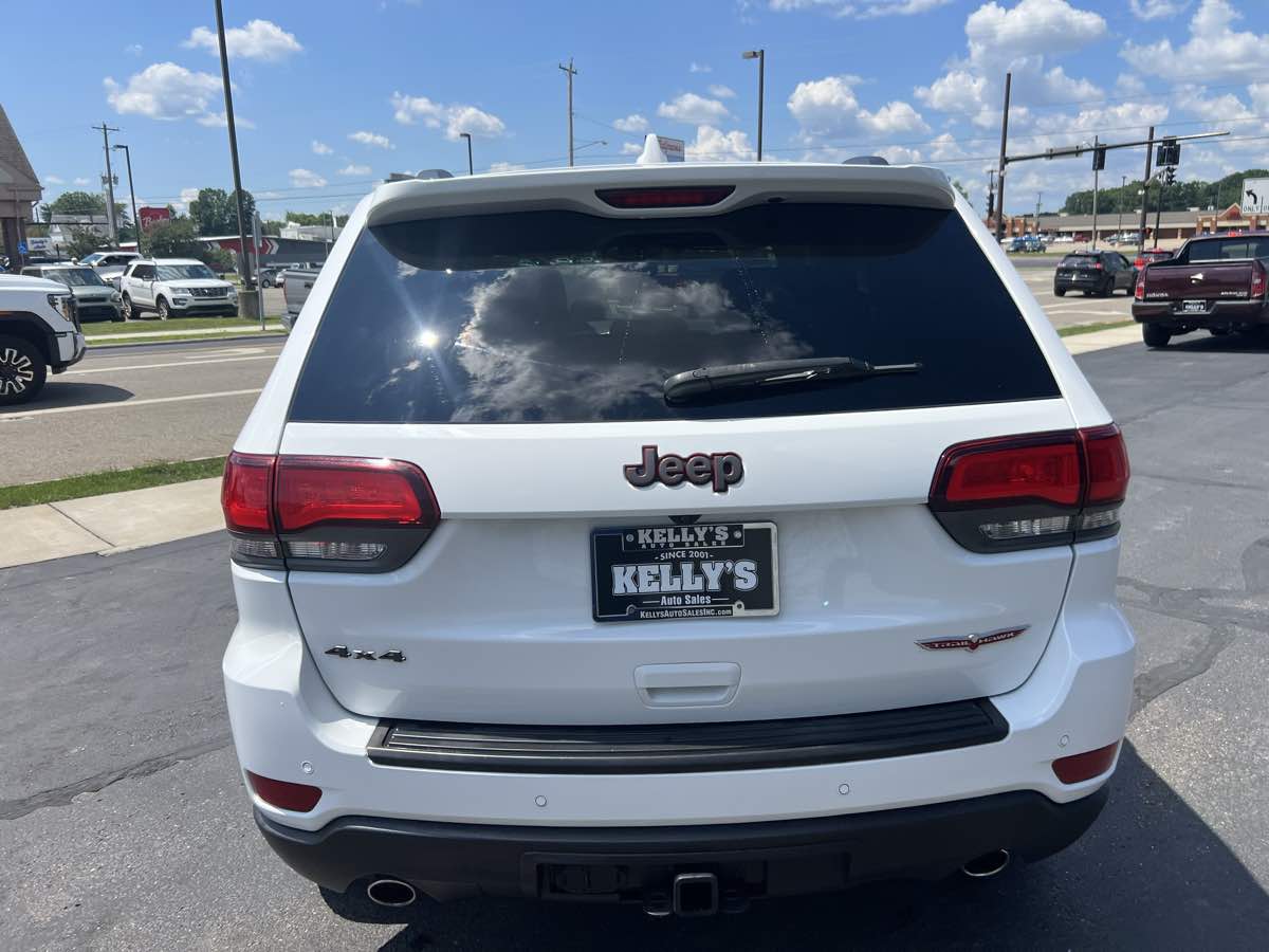 2017 Jeep Grand Cherokee Trailhawk photo 4