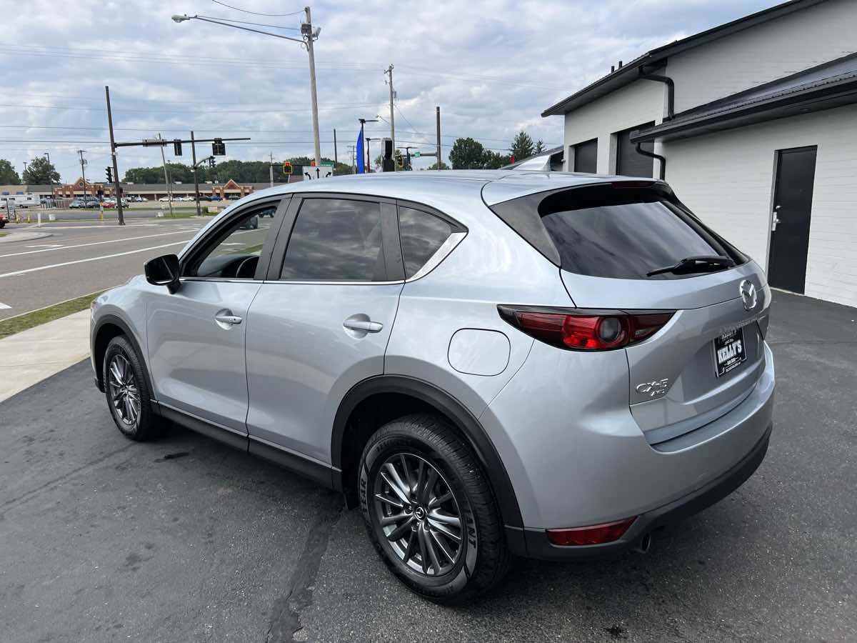 2020 Mazda CX-5 Touring photo 3