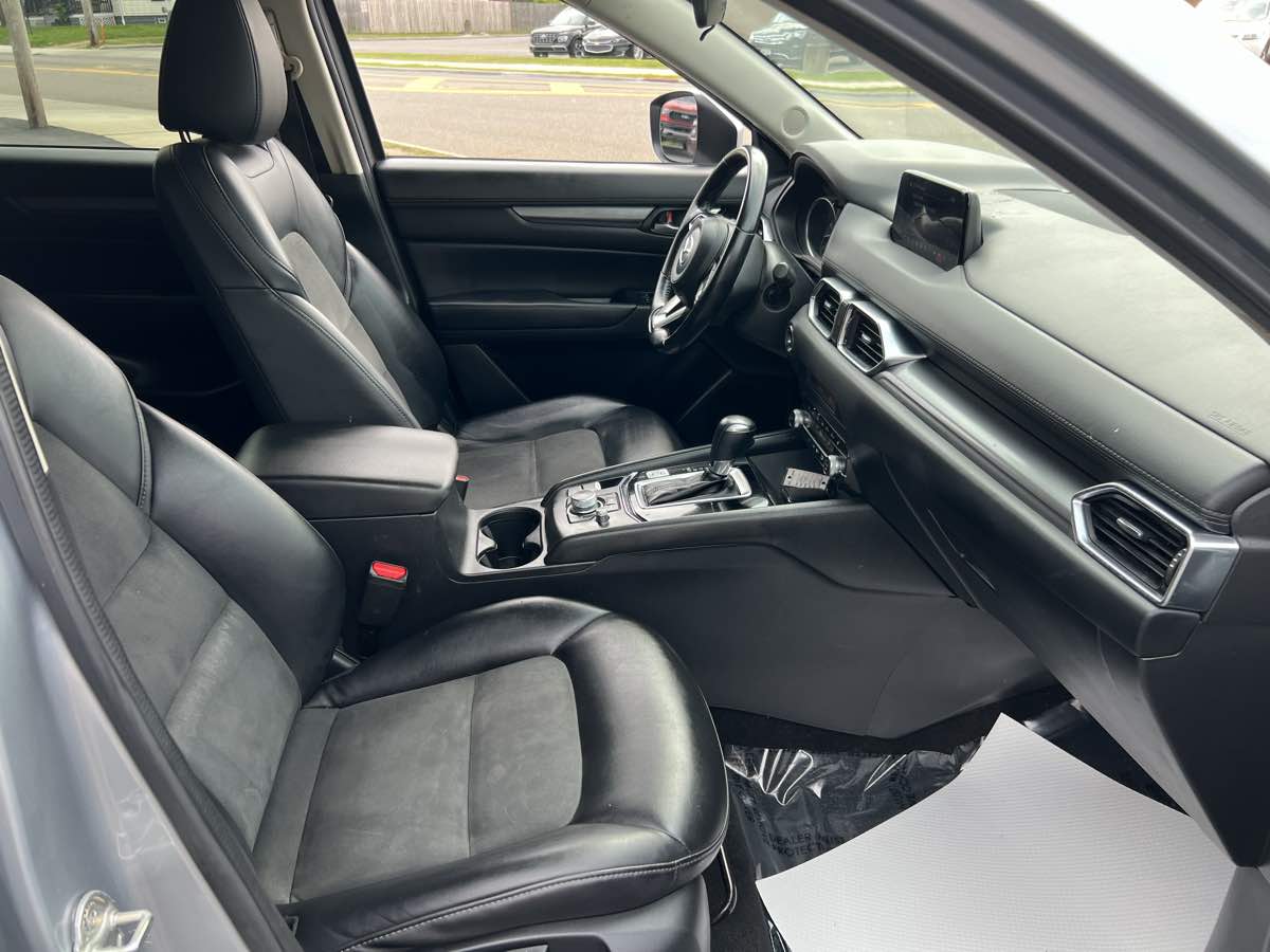 2020 Mazda CX-5 Touring photo 17