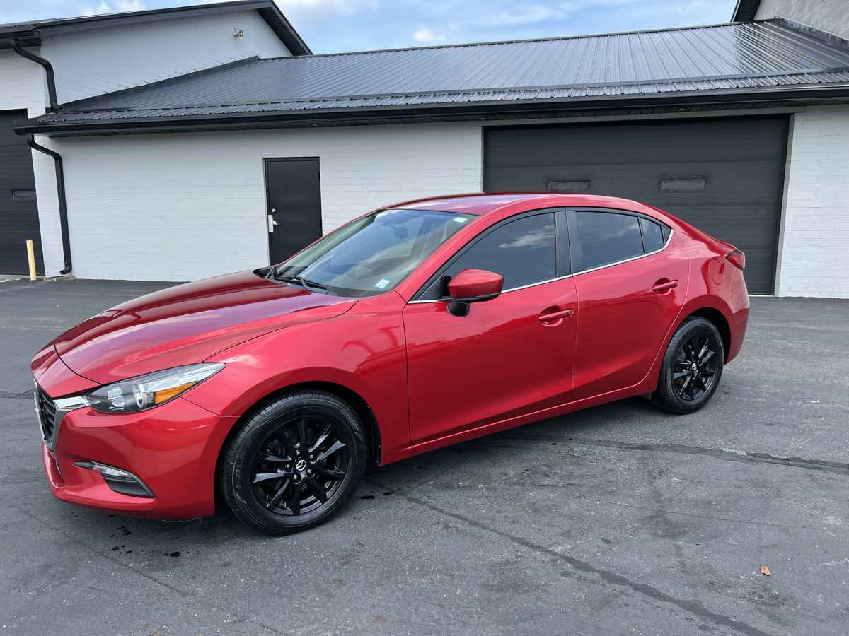 2017 Mazda Mazda3 Sport photo 2