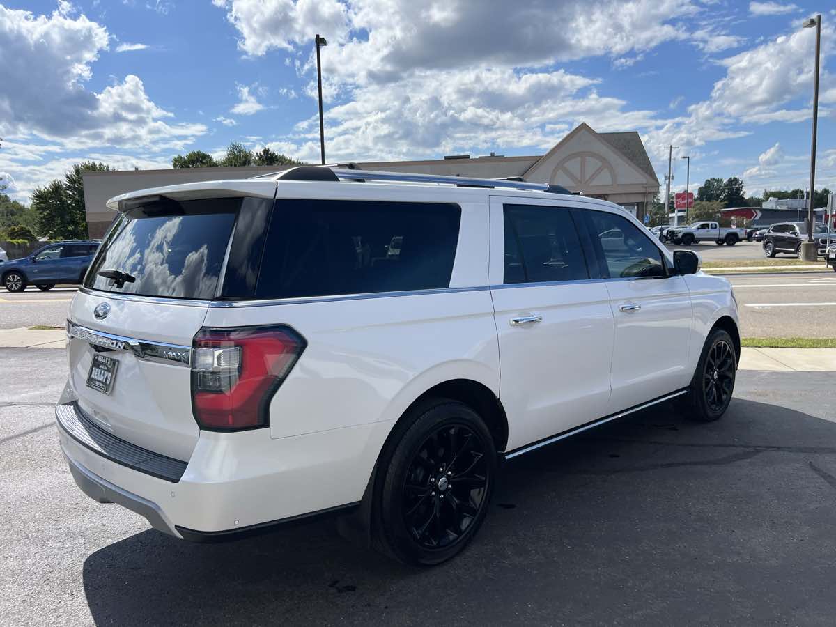 2019 Ford Expedition MAX Limited photo 3