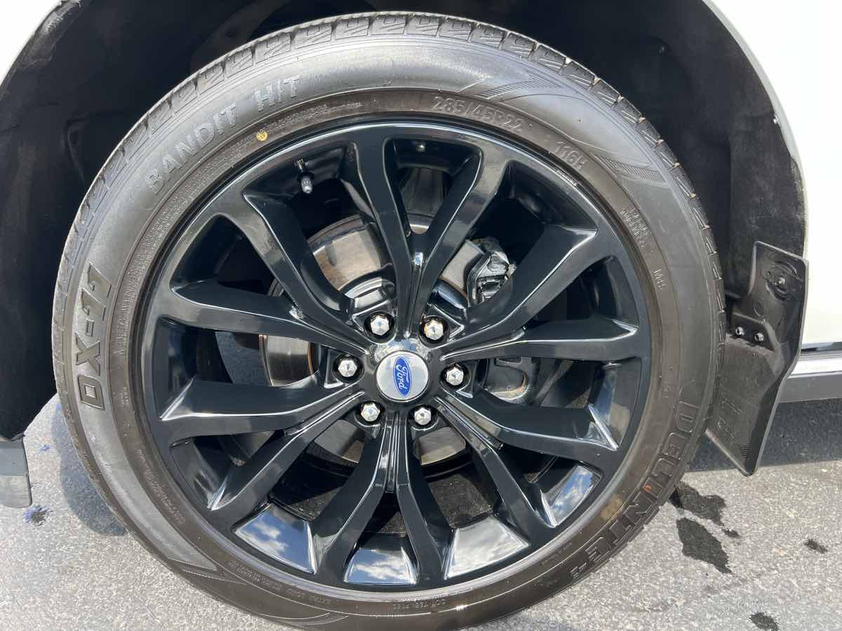 2019 Ford Expedition MAX Limited photo 6