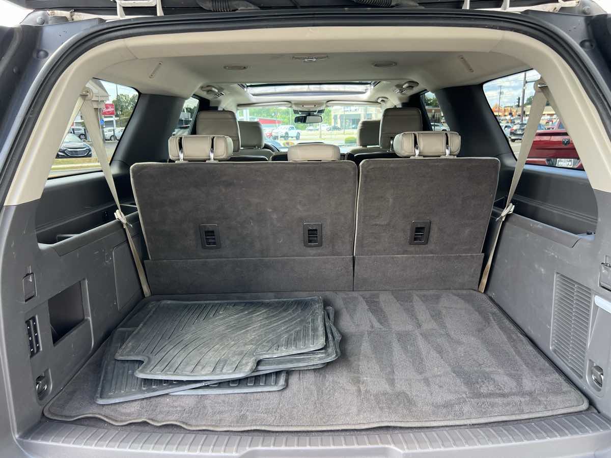 2019 Ford Expedition MAX Limited photo 14