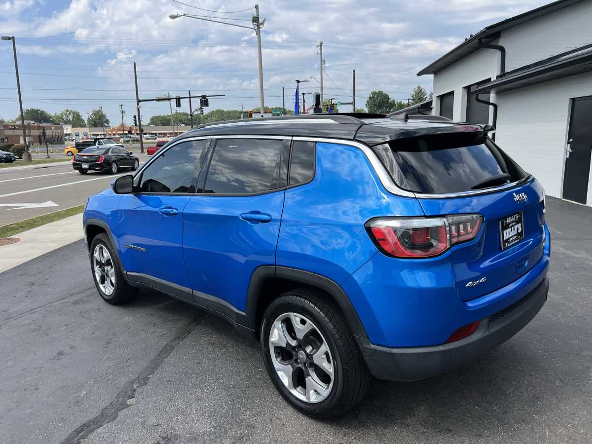 2018 Jeep Compass Limited photo 2
