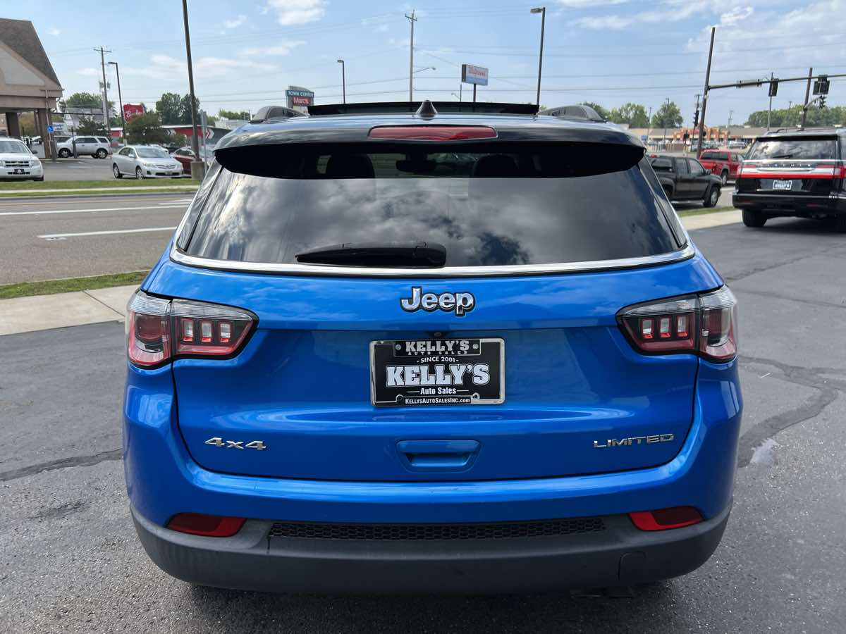 2018 Jeep Compass Limited photo 3