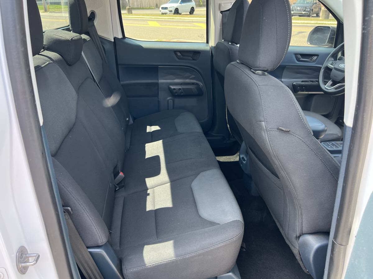 2022 Ford Maverick XL photo 16