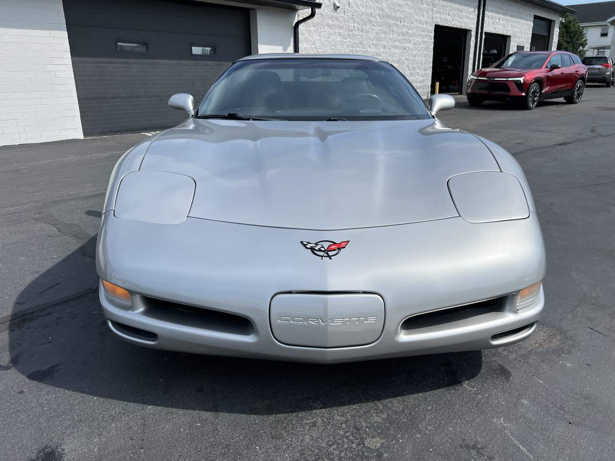 2004 Chevrolet Corvette photo 7