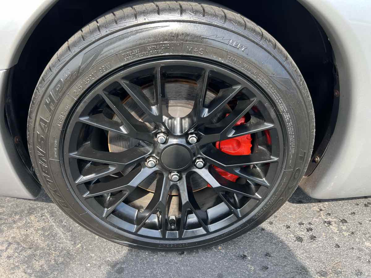 2004 Chevrolet Corvette photo 8
