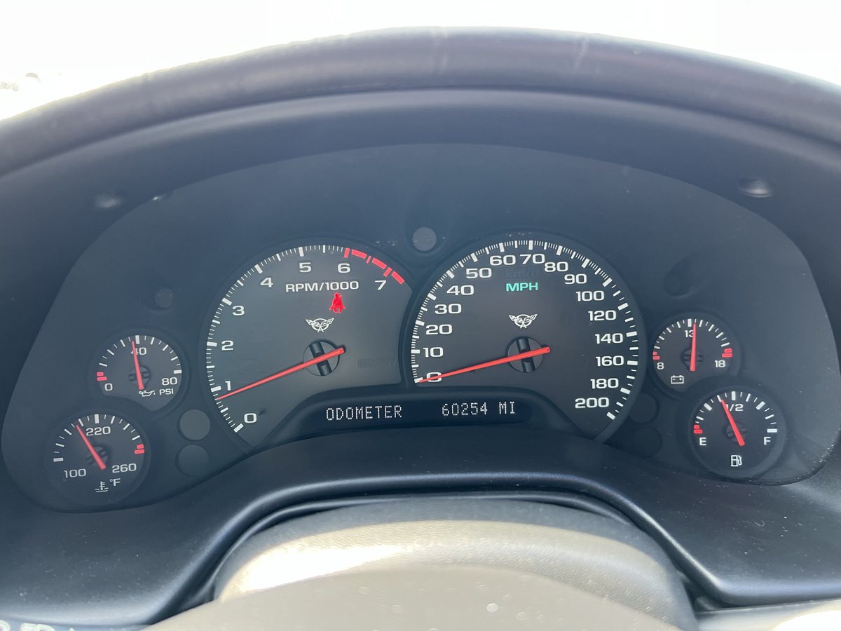 2004 Chevrolet Corvette photo 20