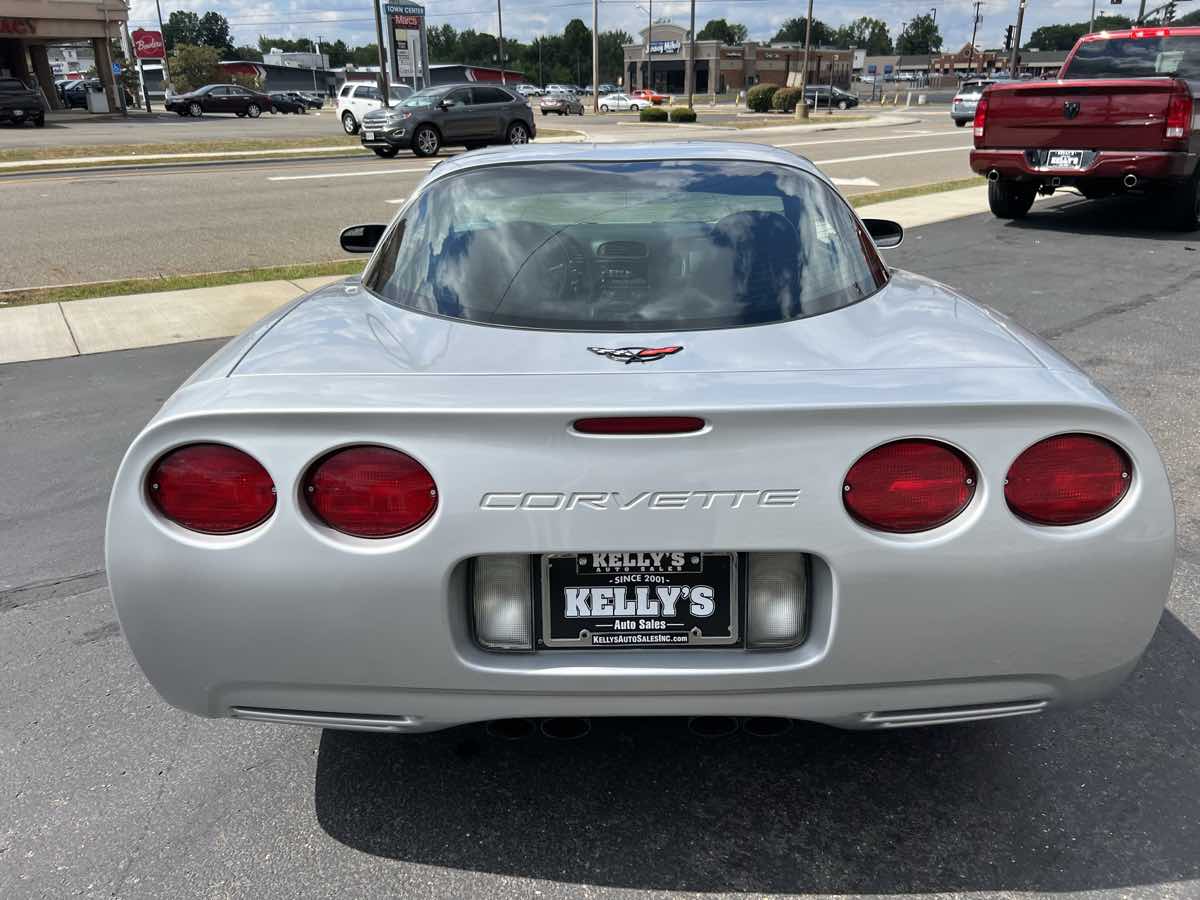 1998 Chevrolet Corvette photo 4