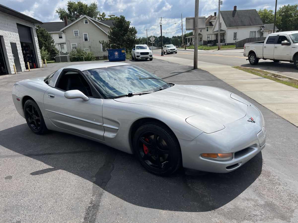 1998 Chevrolet Corvette photo 6