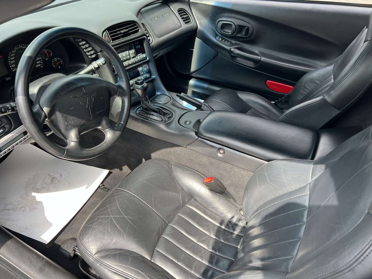 1998 Chevrolet Corvette photo 11