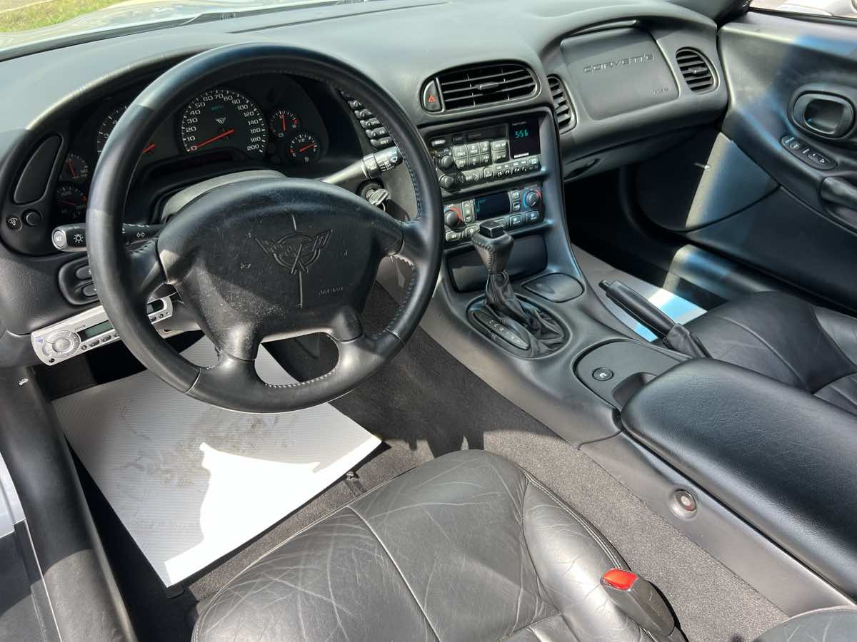 1998 Chevrolet Corvette photo 12